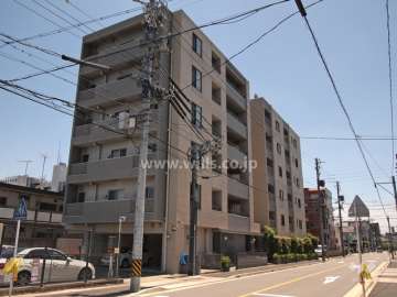 プラウド石川橋の外観（北西角から）