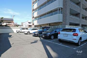 敷地内駐車場（屋外平面式）