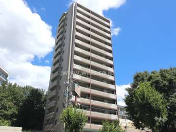 野村ステイツ山手通の外観（西側から）