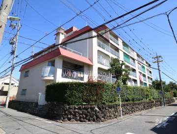 パラシオン鶴舞の外観（西側から）