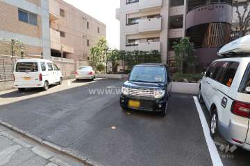 敷地内駐車場（屋外平面式）