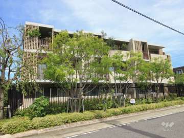 プラウド川名山の外観（南側から）