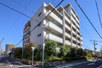 グランドメゾン川名ウエストレジデンスの外観（南西側から）