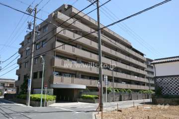 川名本町パークホームズの外観(南東側から)