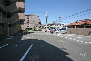 敷地内駐車場(屋外平面式)
