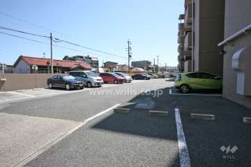 敷地内駐車場(屋外平面式)