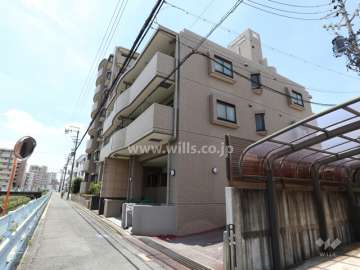 ライオンズガーデン川名本町の外観（北東より）