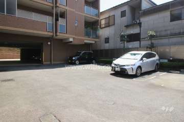 敷地内駐車場（屋外平面式）