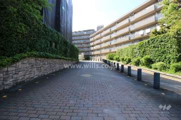 駐車場出入り口