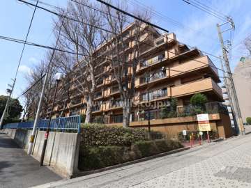 三井農林八事ハイツの外観(南東側から)