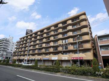 ダイアパレス八事隼人池の外観(南側から)