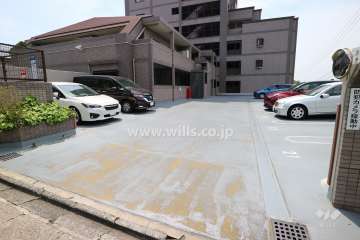 敷地内駐車場（屋外平面式）