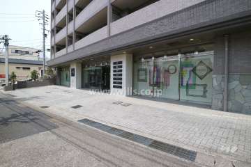 1階は店舗です。