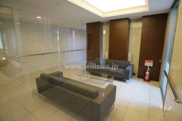 エントランスホールの談話スペース