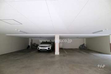 敷地内駐車場（屋内平面式）