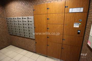 共用ポストと宅配ボックス