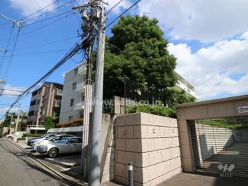 イトーピア鶴舞マンションの外観（南西側から）