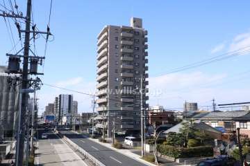 ダイアパレス桜山の外観（東側から）