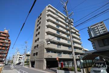 桜山パークホームズの外観(南西側から)