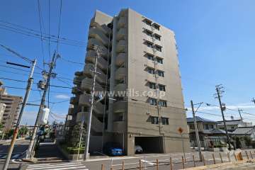 桜山パークホームズの外観(北西側から)