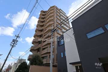 桜山シティハウスの外観（西側から）