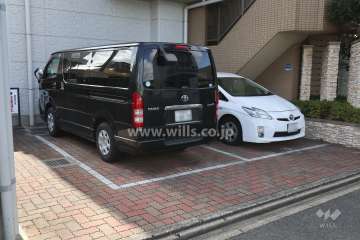 敷地内駐車場（屋外平面式）