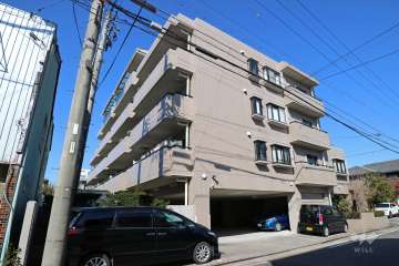 グローリアス萩原町の外観（南東側から）