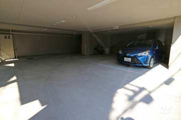 敷地内駐車場（屋内平面式）