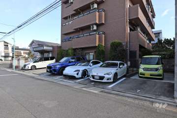 敷地内駐車場（屋外平面式）