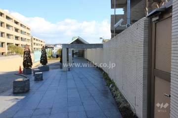 エントランスアプローチ