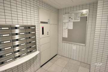 宅配ボックスと共用ポスト