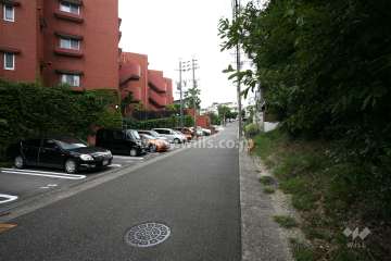 敷地内駐車場(屋外平面式)