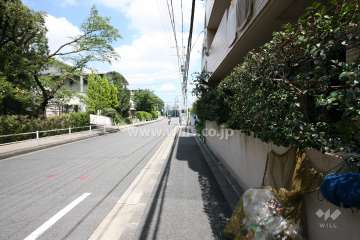 敷地の前面道路