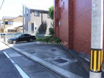 敷地内駐車場（屋外平面式）