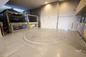 敷地内駐車場（屋内機械式）