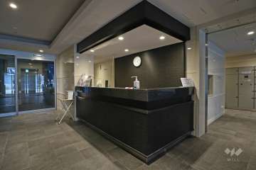 コンシェルジュサービスがございます。宅配の集荷やクリーニングサービスなどワンランク上の暮しを実現します。