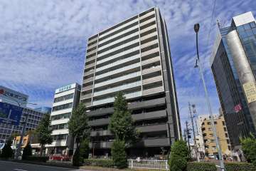 プレサンスロジェ上前津駅前Ⅱの外観（南東側から）