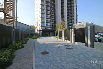 エントランスアプローチ