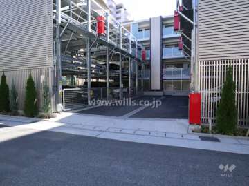 機械式駐車場出入り口
