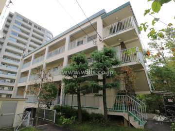 日生覚王山第２コーポラスA棟の外観（北西側から）