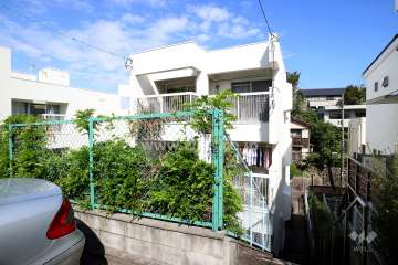 日和住宅の外観（南東側から）２