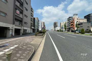 敷地北側の前面道路