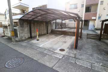 敷地内駐車場（屋外平面式）