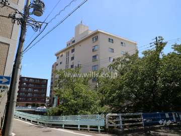 田代マリンハイツの外観（北西側から）