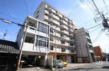 シャトー桜蘭（千種通７丁目）の外観（西側から）