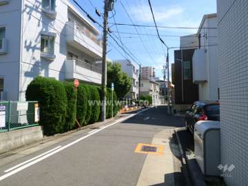 敷地南側前面道路