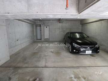 敷地内駐車場（屋内平面式）