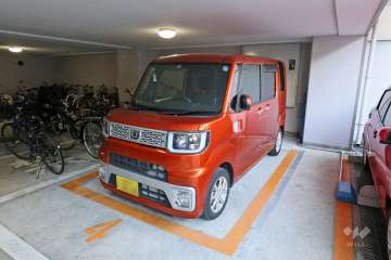 敷地内駐車場（屋内平面式）