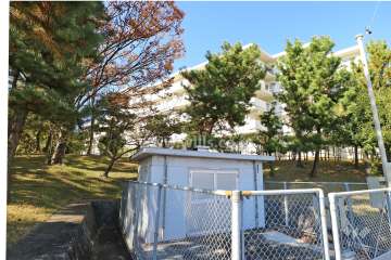千代が丘団地112号棟の外観（南東側から）