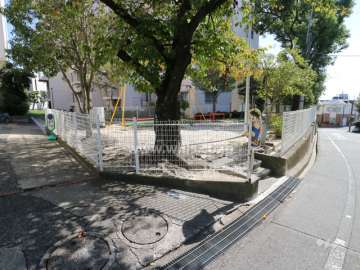 Ｇ棟西側の公園